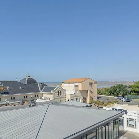 4 Pers. Terrasse Clim, Piscine Collective - Fr-1-258-203 Daire Châtelaillon-Plage