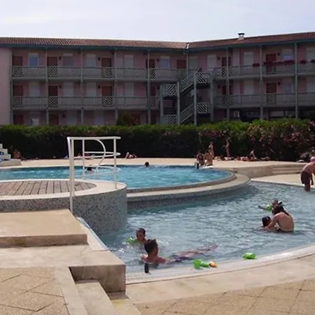 4 Pers. Terrasse Clim, Piscine Collective - Fr-1-535-37